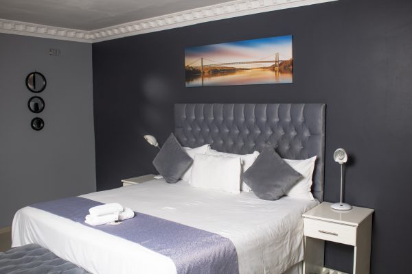 Executive Room - Image 7