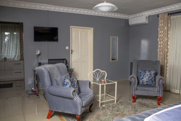 Executive Room - Image 5