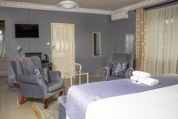 Executive Room - Image 4