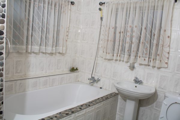 Executive Room - Image 12